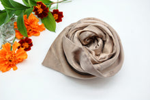 Load image into Gallery viewer, Botanically Dyed Mulberry Silk Pillowcase