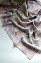 Load image into Gallery viewer, Botanically Dyed Mulberry Silk Pillowcase
